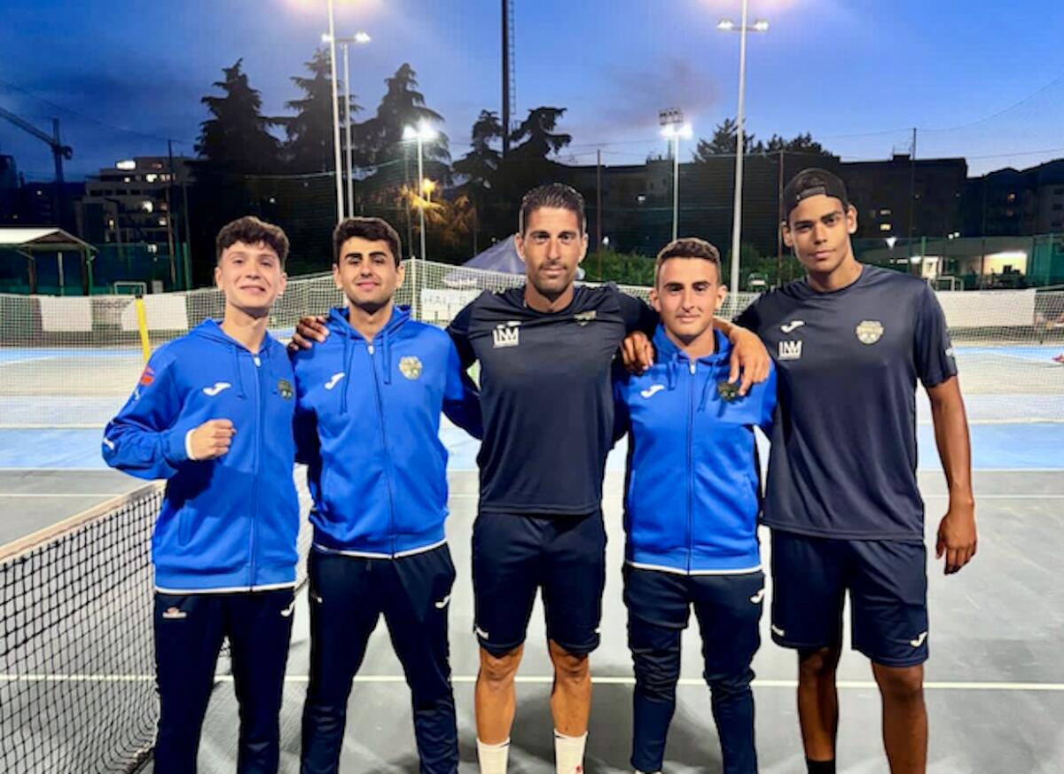 Lo Sporting Club Crotone conquista la finale per la promozione in Serie C - 