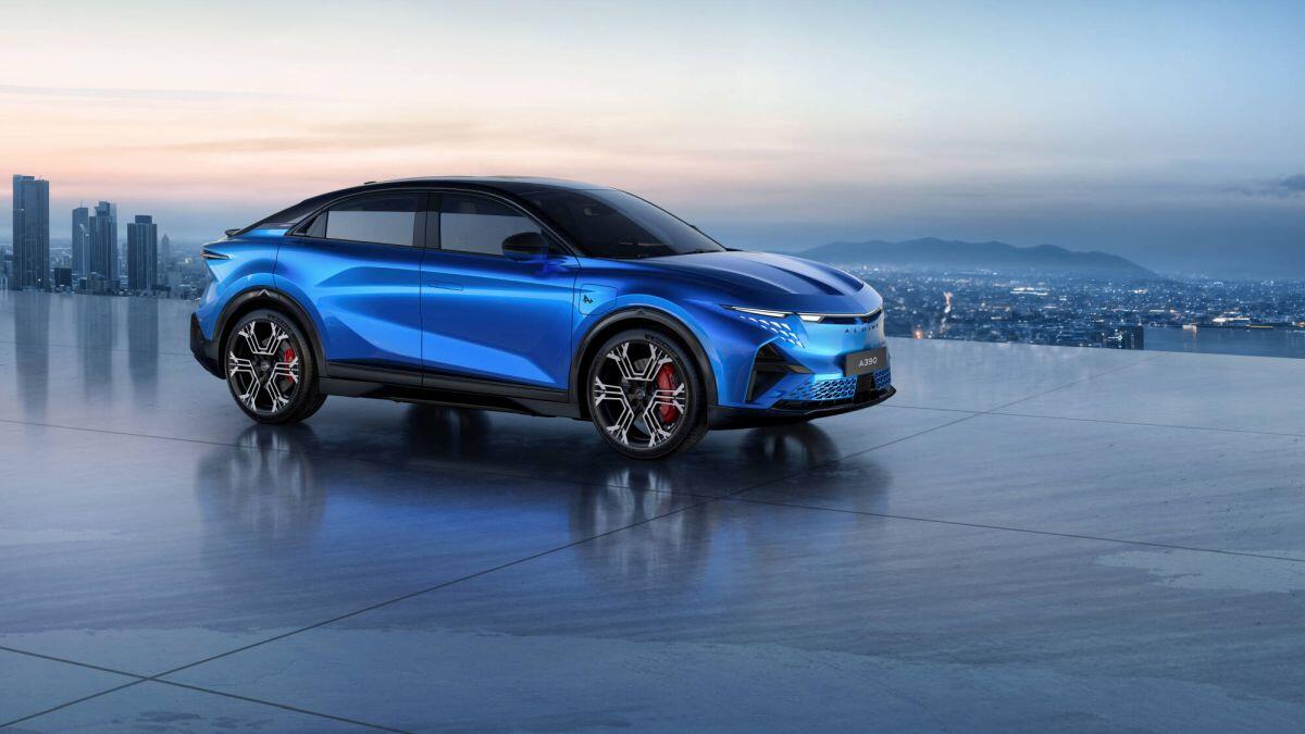 A390, tutta l’anima di Alpine in formato sport fastback - 