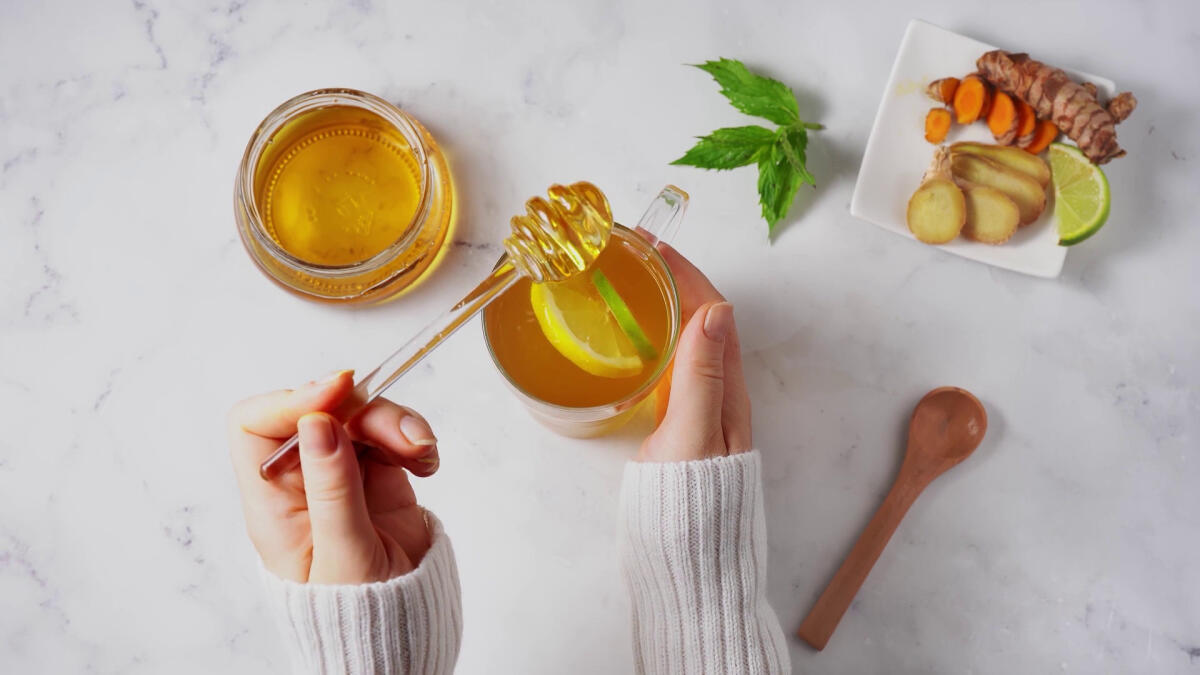 Cresce il consumo di miele, il 70% lo consuma a colazione - 