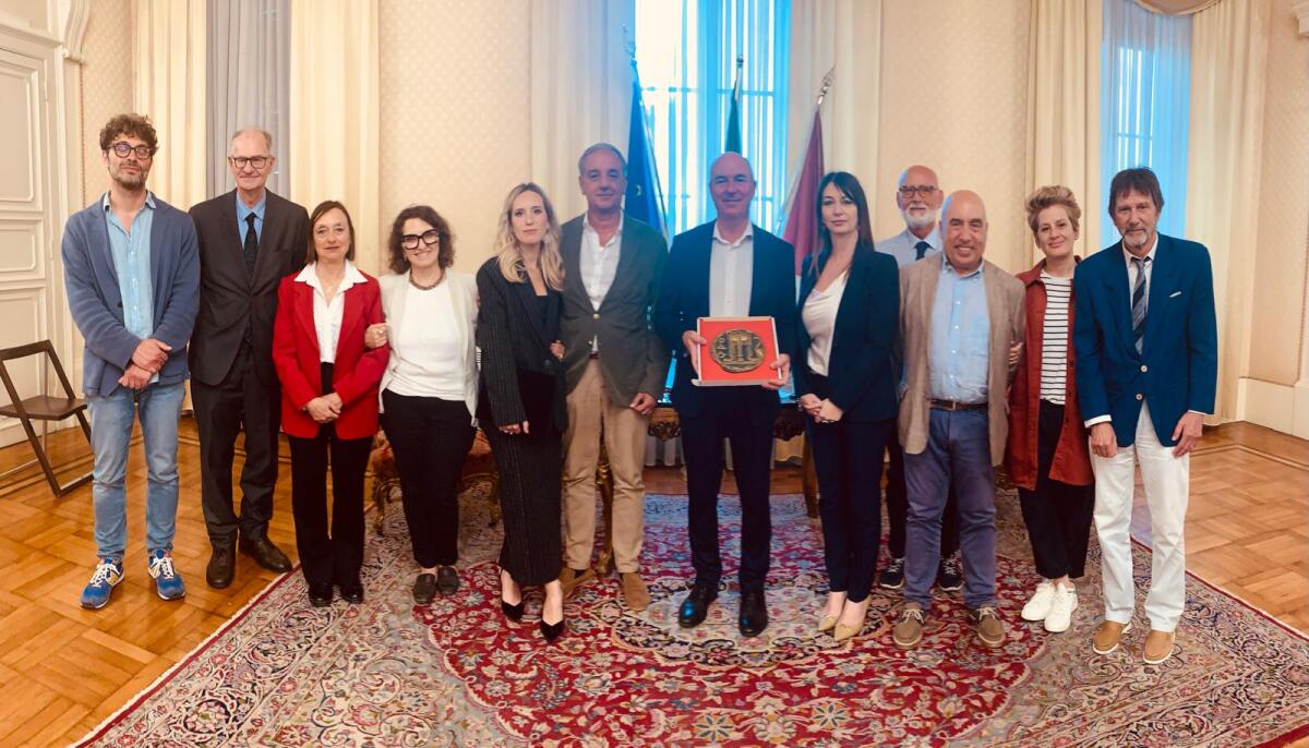 Crotone, accoglienza e solidarietà: incontro con i rappresentanti del Comune di Livorno - 