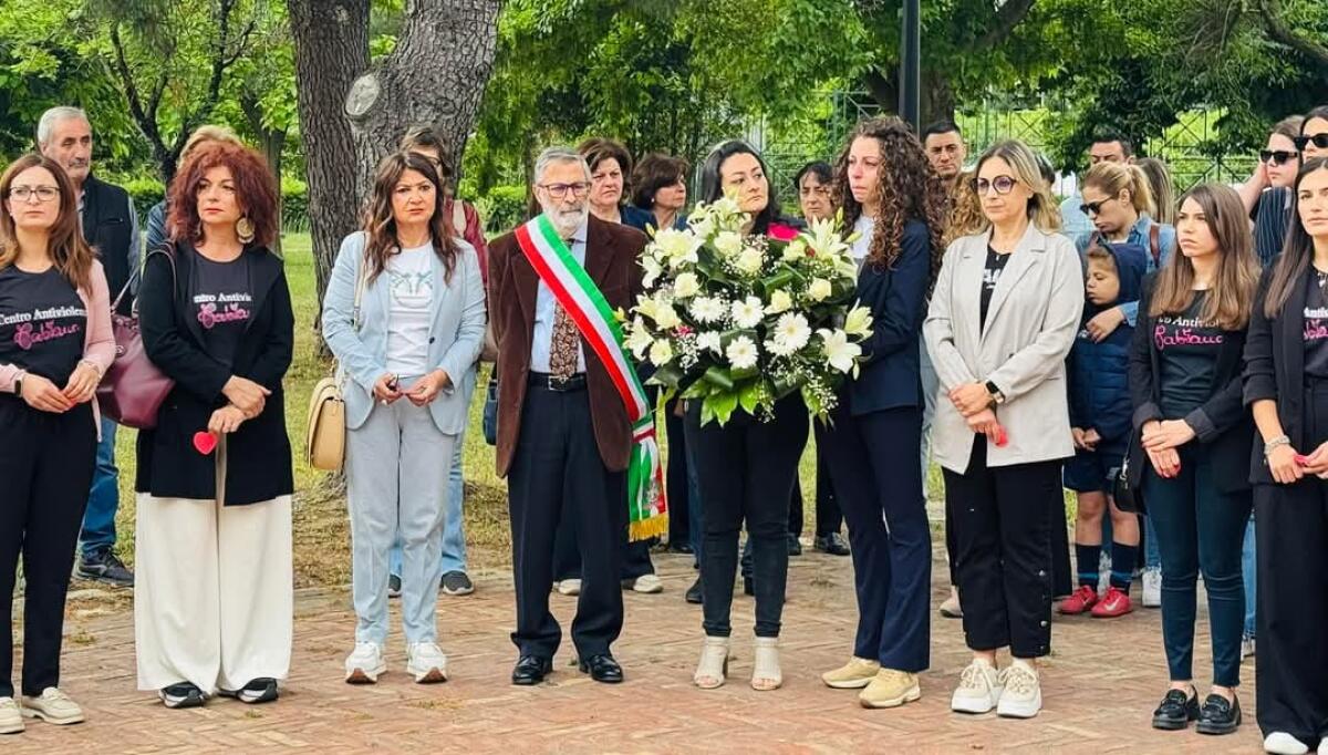Giornata “In Ricordo di Te”: Corigliano-Rossano ricorda Fabiana Luzzi e le vittime di Femminicidio - 