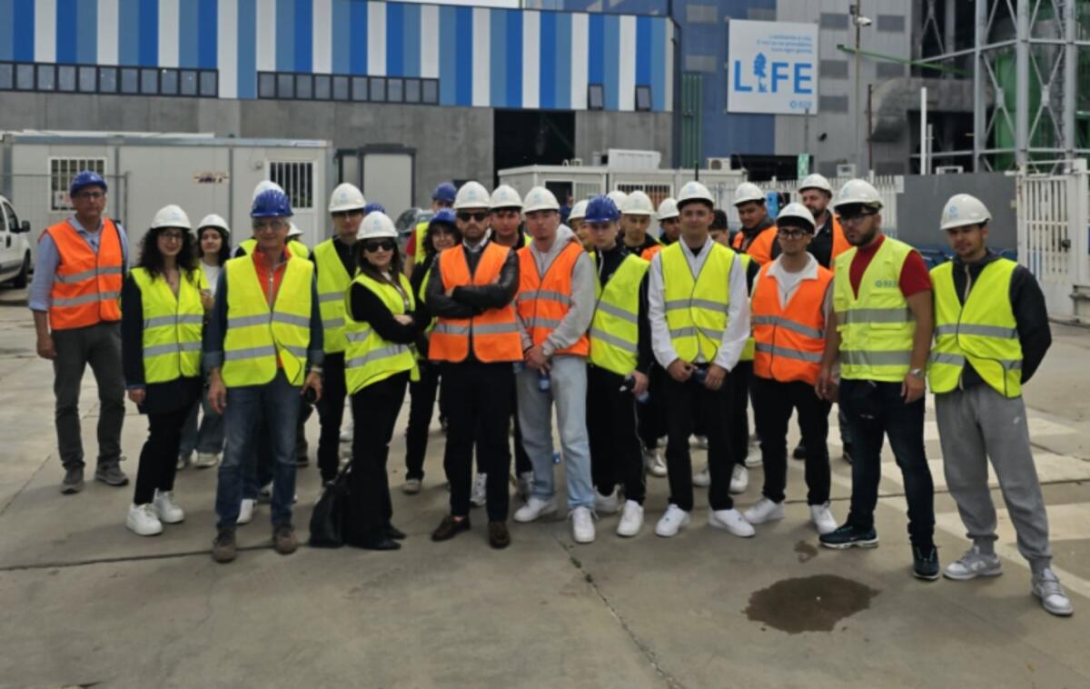 Crotone, “Scuole e Imprese”: gli studenti del Pertini-Santoni in visita all’impianto A2A - 