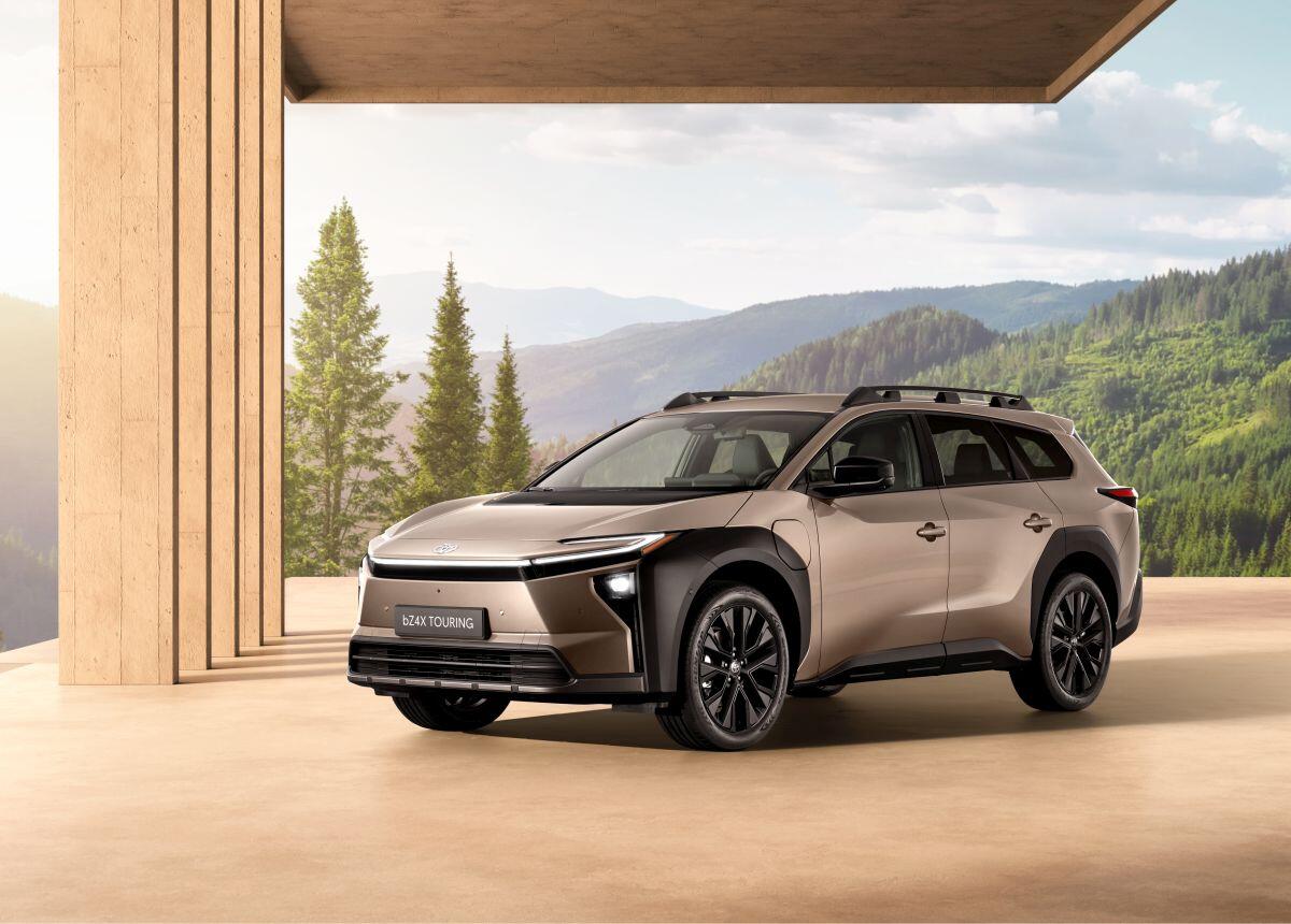 Toyota bZ4X Touring, un SUV elettrico per l’avventura in famiglia -