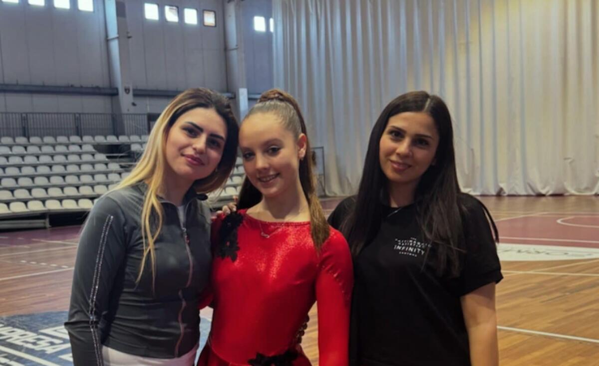 Pattinaggio artistico - Traguardo storico per l'Infinity Crotone, Elisabetta Ierardi vola ai Campionati Nazionali - 