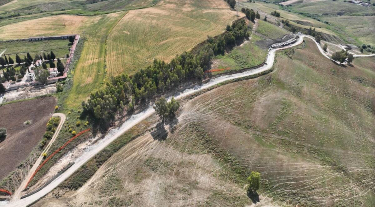 Proseguono a ritmo sostenuto i lavori sulla Cutro-Papanice - 