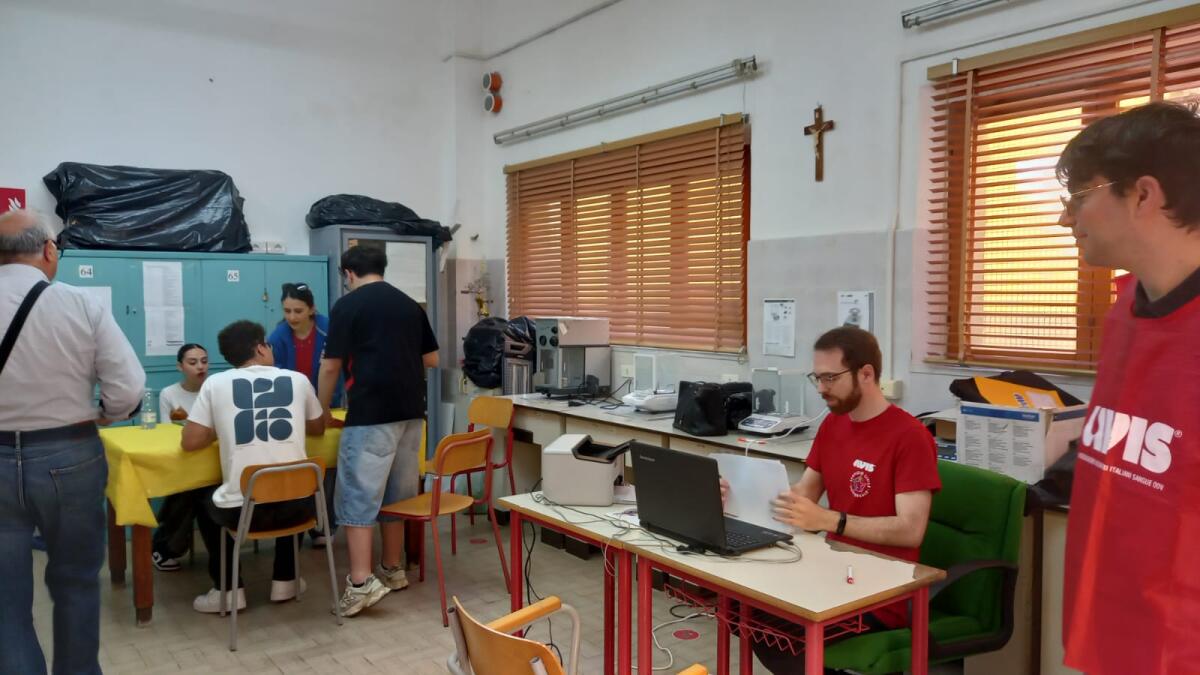 Continua l'attività dell'Avis di Crotone nelle scuole: raccolte 31 sacche di sangue - 