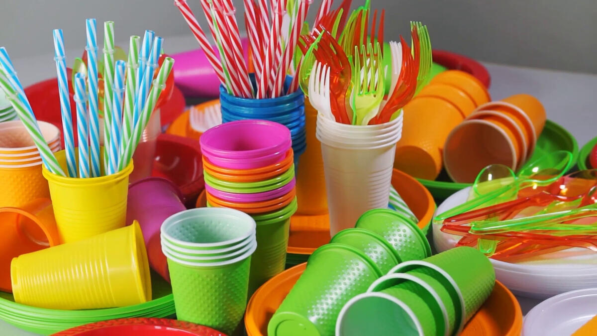 Plastica riutilizzabile o monouso? L’indagine di Legambiente - 