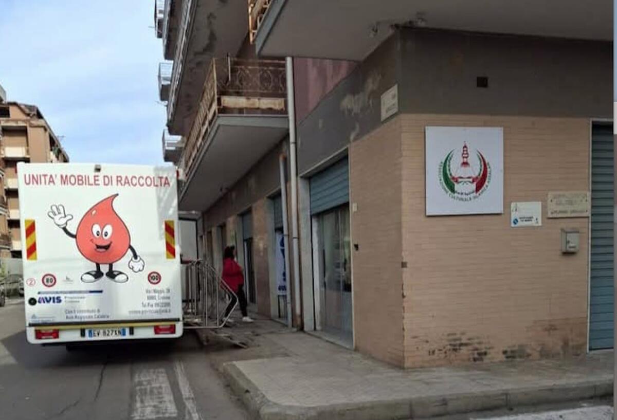 Cirò Marina - La donazione unisce: Avis e associazione Assalam raccolgono 31 sacche di sangue - 