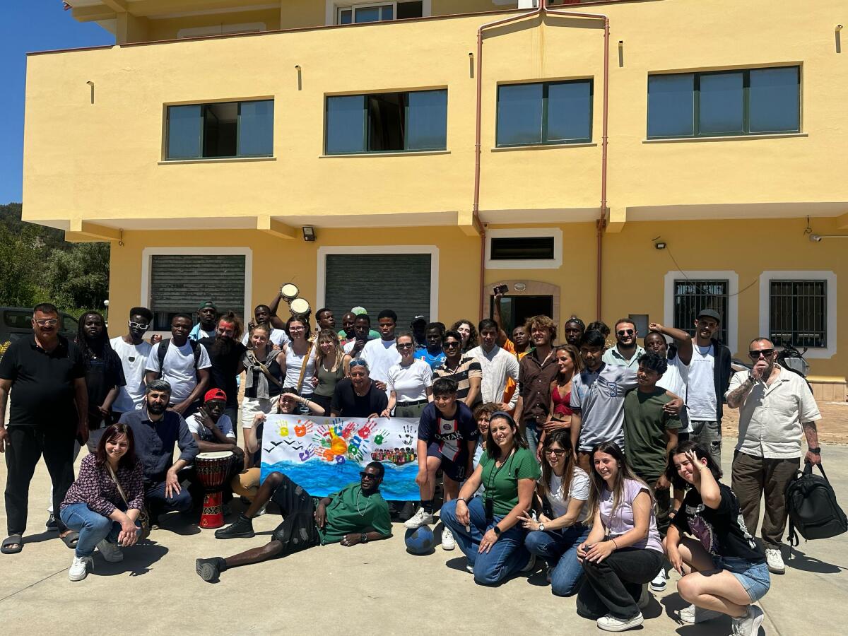 Successo a Crotone per il laboratorio interculturale "Saper Fare, Saper Essere" - 