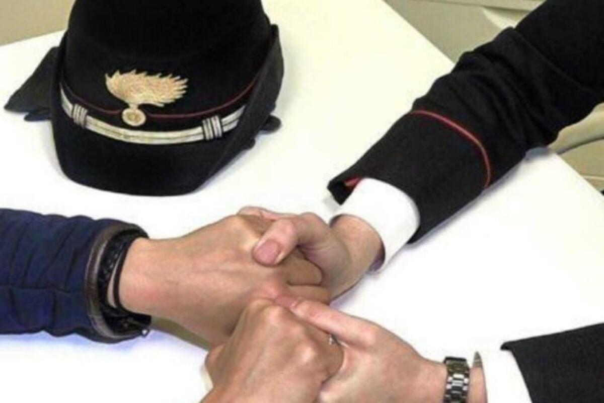 Truffa da 2.000 euro ai danni di una cittadina, quattro persone denunciate nel crotonese - 