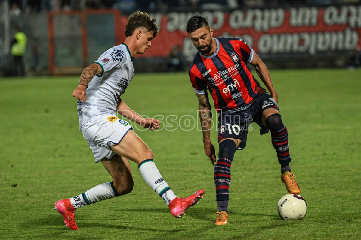 #FeralpisalòCrotone | I convocati di mister Diana: due assenze contro il Crotone - 