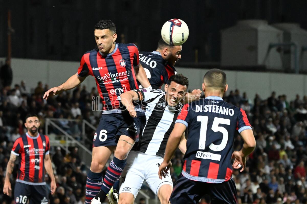 #CrotoneJuventusNg 0-0 | Missione compiuta: i rossoblù avanzano ma quanta sofferenza - 