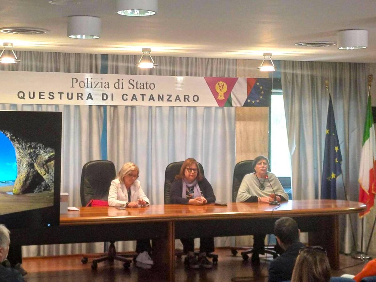 Catanzaro, Screening oncologici a poliziotti e personale dell'Amministrazione Civile dell'Interno - 