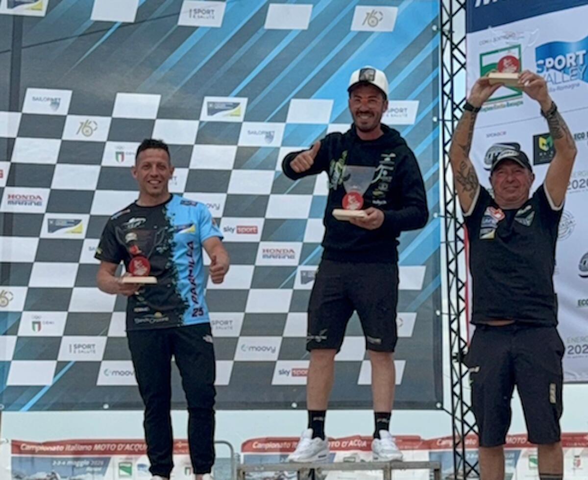 Moto d'acqua, il calabrese Parrilla è protagonista della prima tappa del Campionato Italiano - 