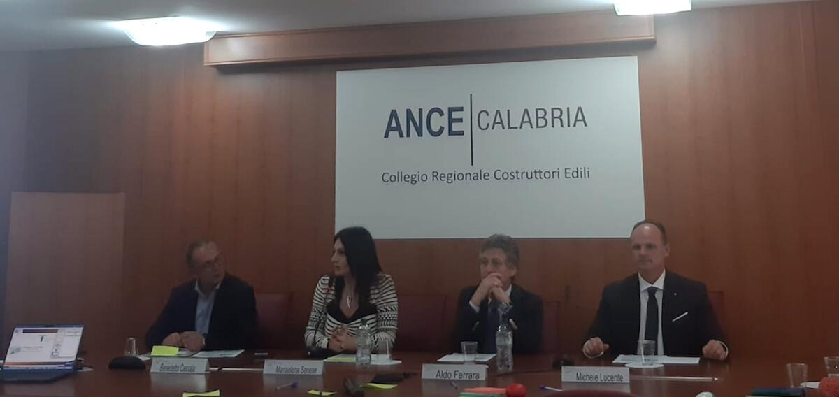 Crotone - La forza del cambiamento: a lezione di crescita con Fondimpresa Calabria e Andrea Di Martino - 