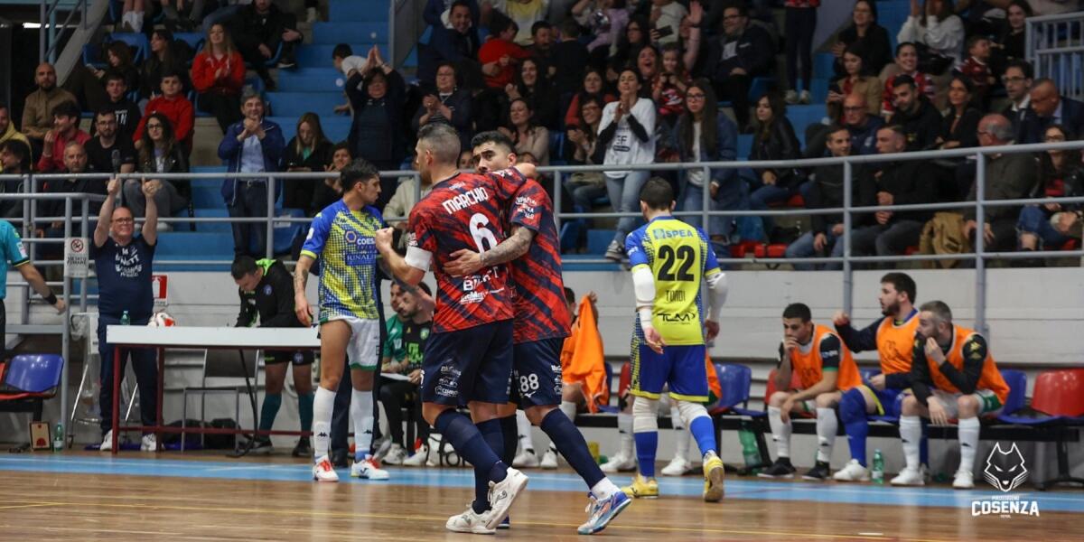 Cosenza - Pirossigeno Cosenza, via alla missione salvezza - 