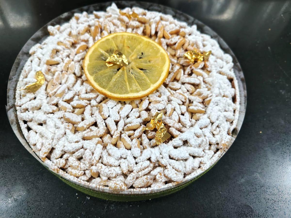 Valentino Rizzo in gara al “Campionato del Bergamotto in Pasticceria” con due creazioni d’autore - 