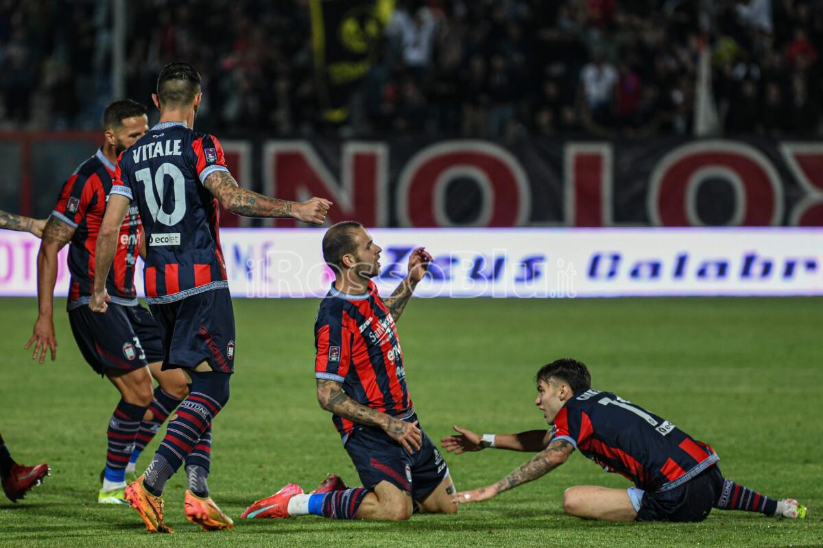 Serie C | Crotone, avanti nei Playoff: il 15 maggio il sorteggio in diretta tv - 