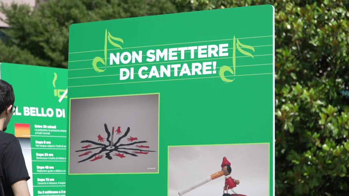 All'Humanitas "Non smettere di cantare" contro il fumo -