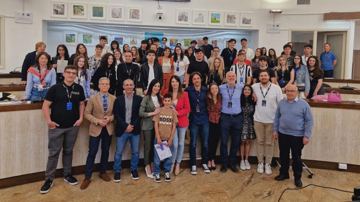 Crotone città del futuro: giovani talenti STEM all'opera per l'Innovazione Urbana - 