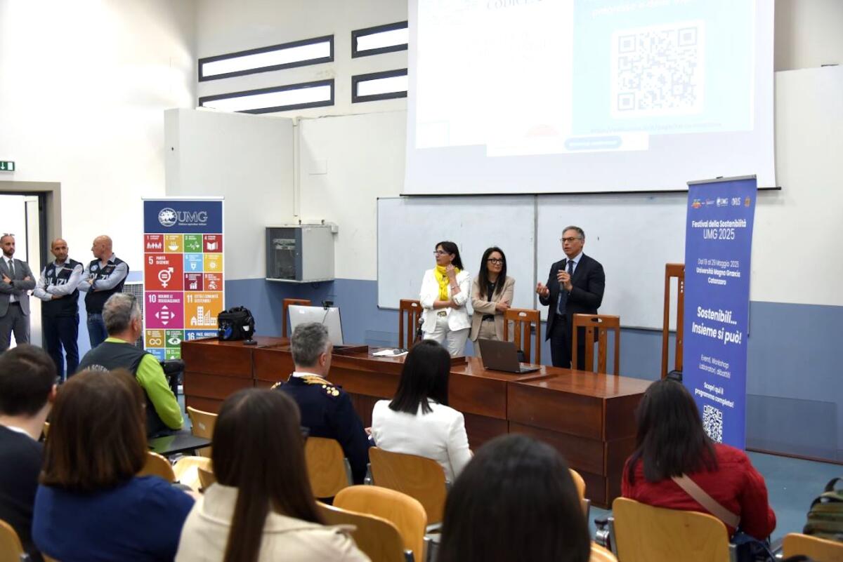 Catanzaro, evento formativo "Tecnologie, investigazioni e implicazioni giuridiche" all’Università degli Studi Magna Graecia - 