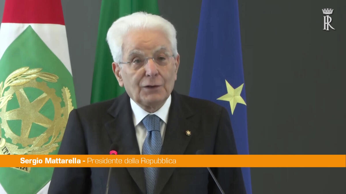 Mattarella "Senza salari equi non può esserci pace duratura" - 