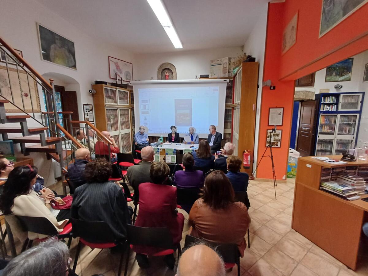Presentato il libro "A Carcara" di Gennaro Torchia: un viaggio nella storia di Crotone - 