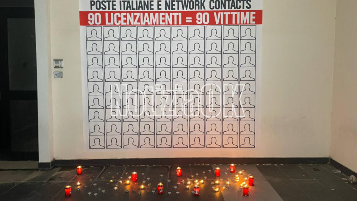 Protesta dei 90 lavoratori Network Contacts: lumini accesi davanti alla sede ex Abramo - 