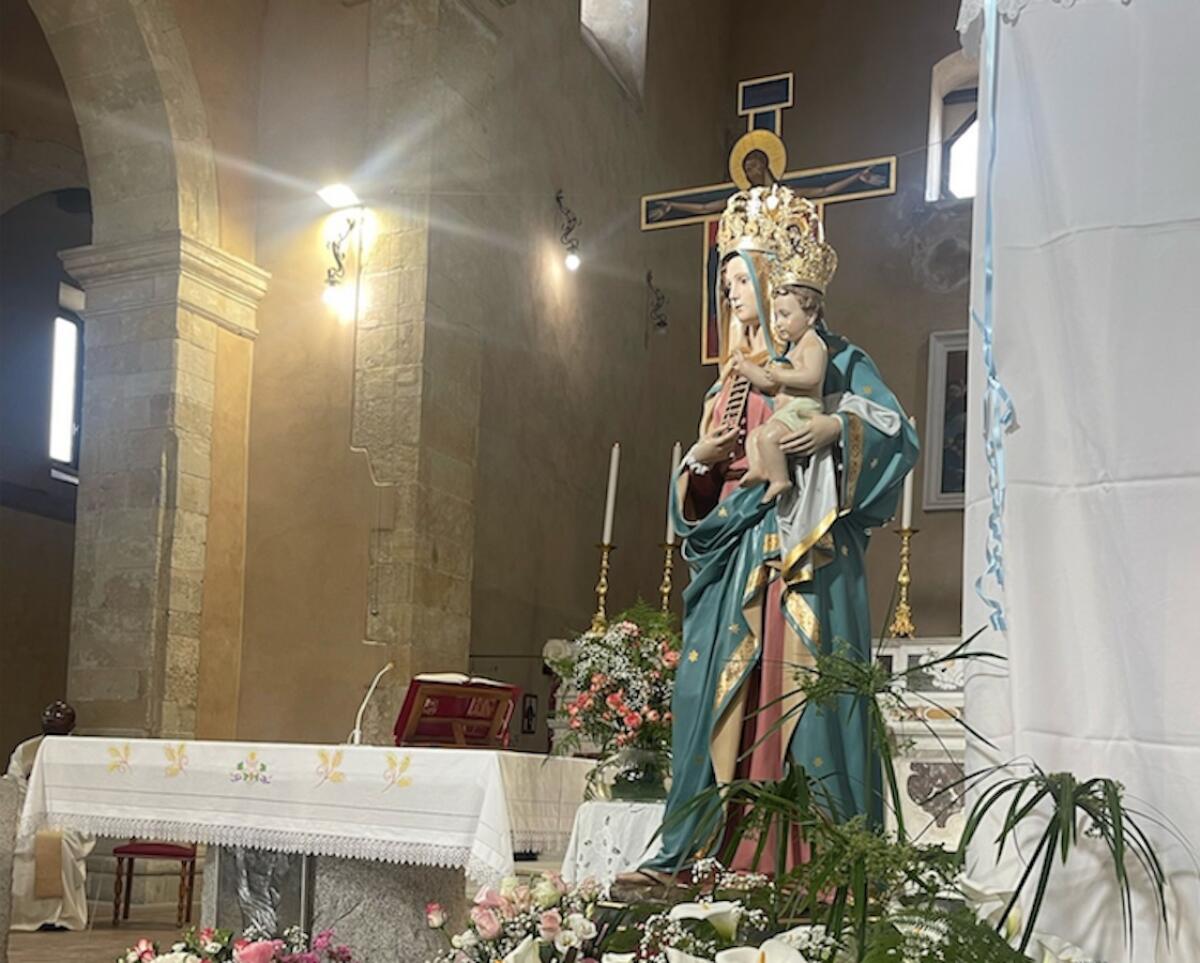 Un abbraccio lungo settant’anni: la Madonna della Scala torna a Verzino, tra emozioni e preghiere - 
