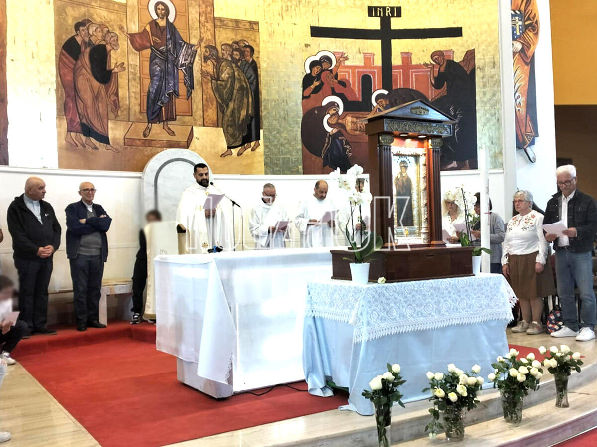 (Foto) Crotone - Un "sì" come Maria: la comunità di Fondo Gesù accoglie l’icona della Madonna di Capocolonna - 