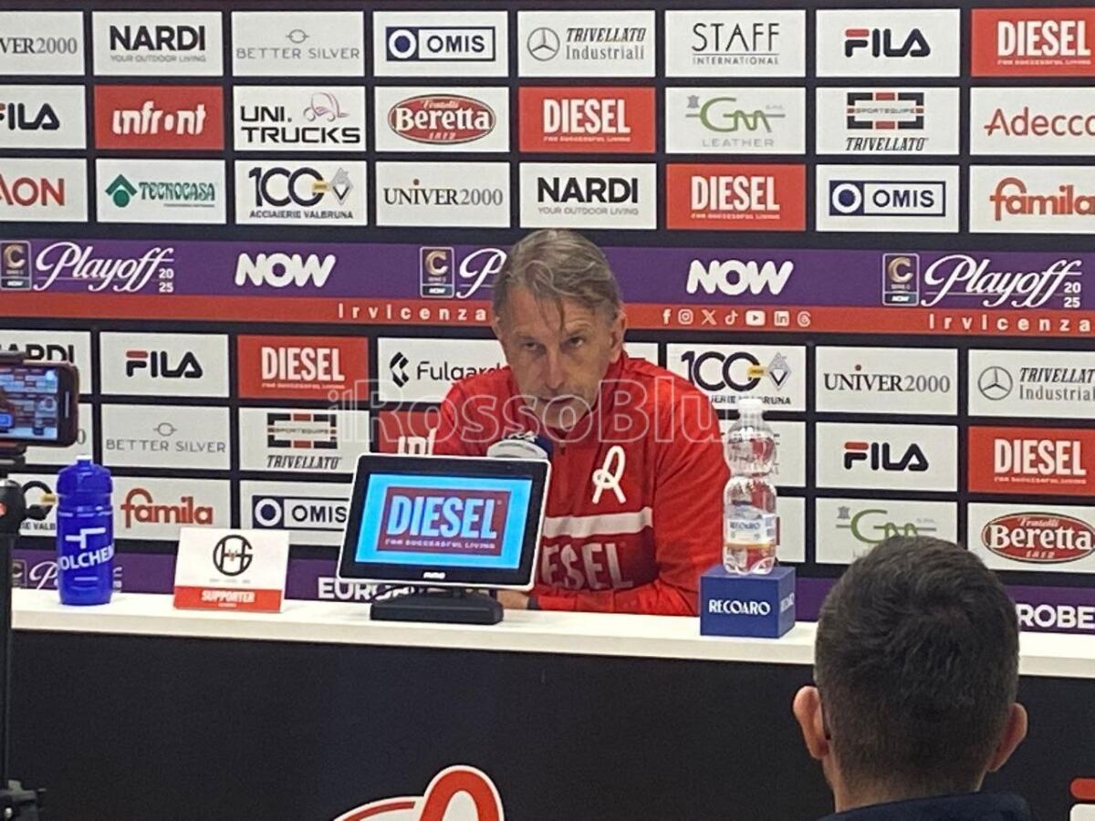 #VicenzaCrotone 1-0 | Mister Vecchi: "Il Crotone fino all’ultimo non ha mollato" - 