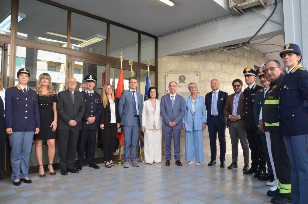 Visita del presidente dell'Albania: servizio di sicurezza imponente messo in campo dalla Questura di Crotone -