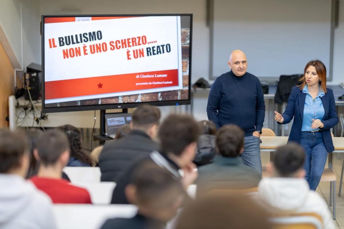 Crotone - Contro bullismo e violenza di genere, con Educando Peter Pan oltre 6.000 giovani protagonisti del cambiamento - 
