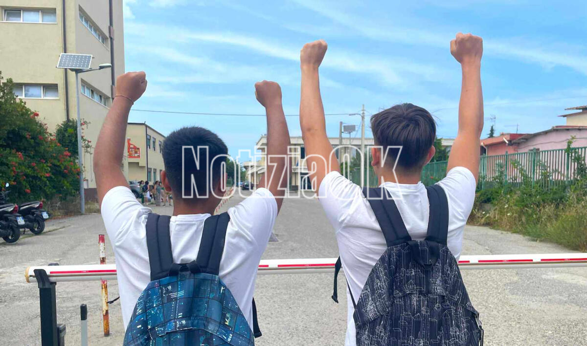 (VIDEO) Maturità 2025, il giorno della matematica: cinque ore di sfida per gli studenti dello Scientifico - 