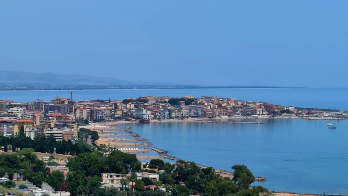 Adozione dei piani strutturali legge urbanistica regionale: con Crotone si chiude il ciclo di incontri - 