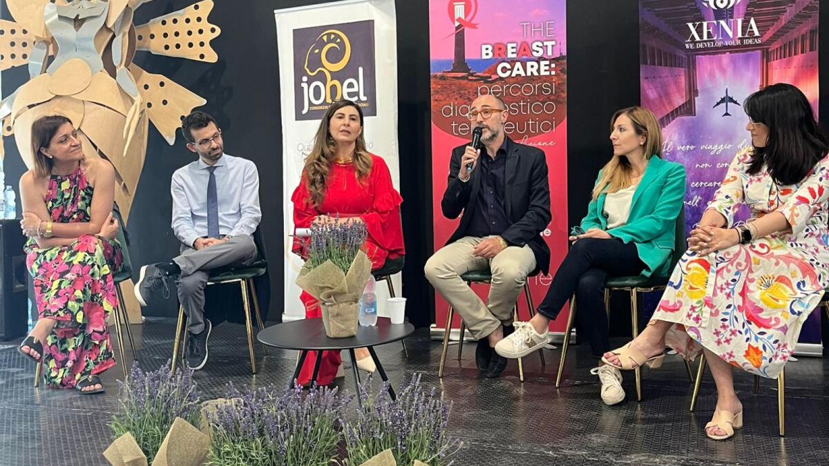 "Breast Care": a Crotone una sinergia scientifica per l’oncologia al femminile - 