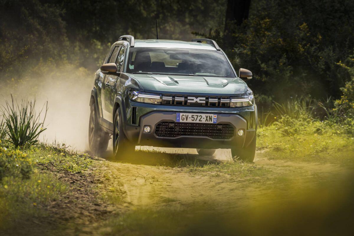 Dacia Duster, prestazioni migliorate con la piattaforma CMF-B -