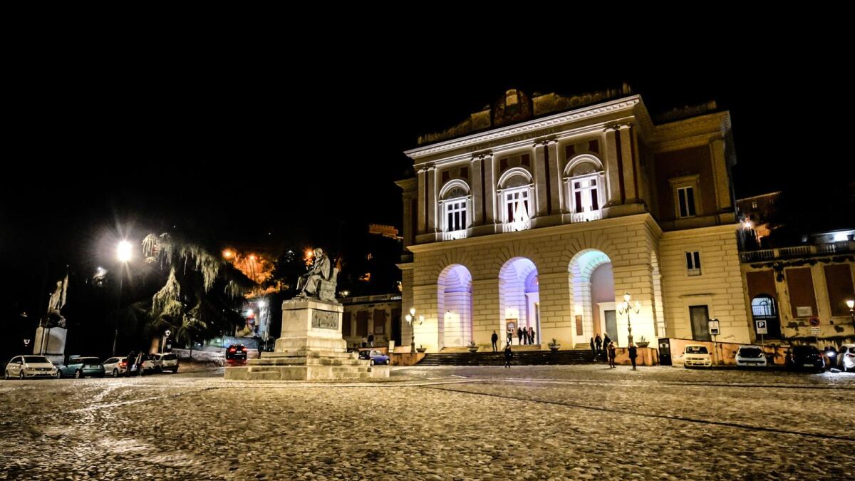 Lirica sotto le stelle, al Rendano "Il barbiere di Siviglia" - 