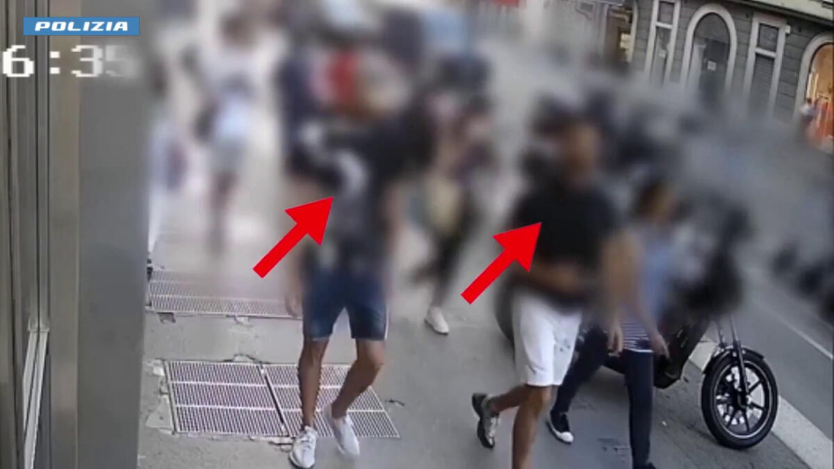 Rubavano orologi di lusso in pieno centro a Milano, due arresti - 