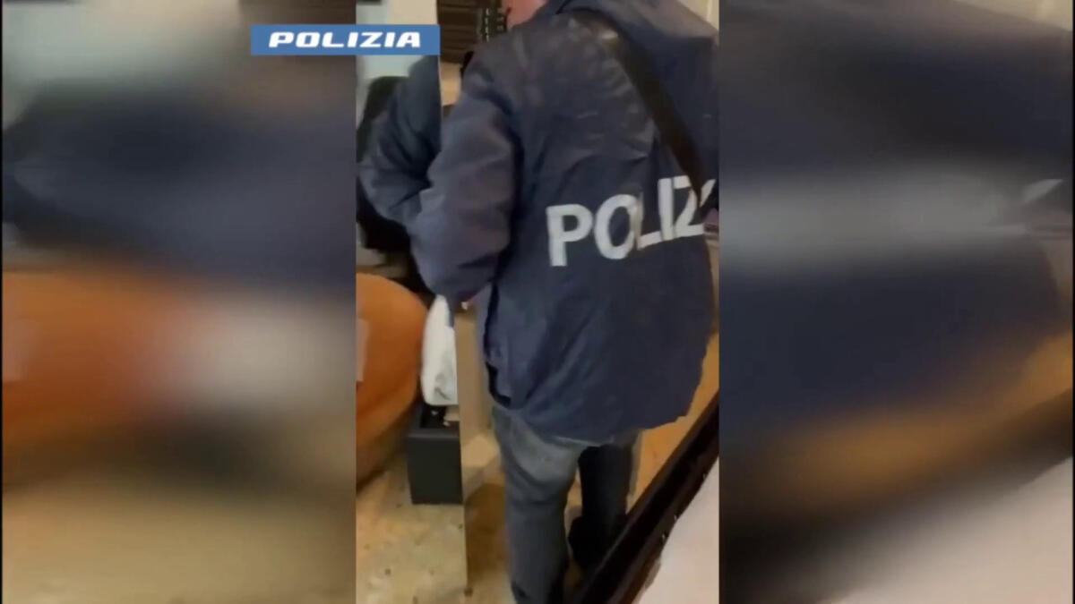 Esercizio abusivo professione medica, 63enne ai domiciliari a Roma -