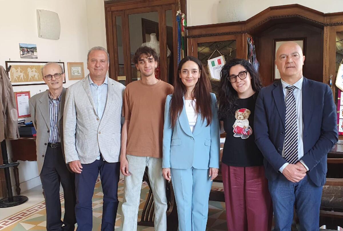 Castrovillari inaugura la Pinacoteca “Luigi Le Voci”: un omaggio all’arte e alla memoria -