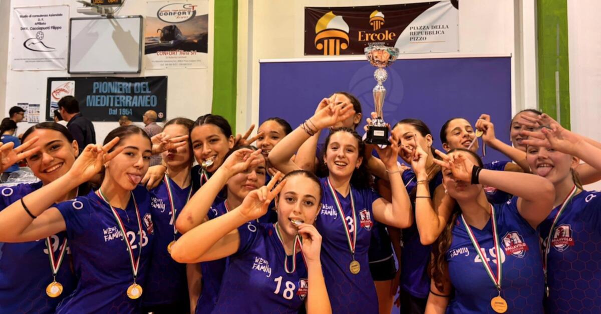Pallavolo - La McDonald’s Crotone Under 13 campione regionale. Pioli: «Le nostre ragazze hanno cuore e carattere» - 