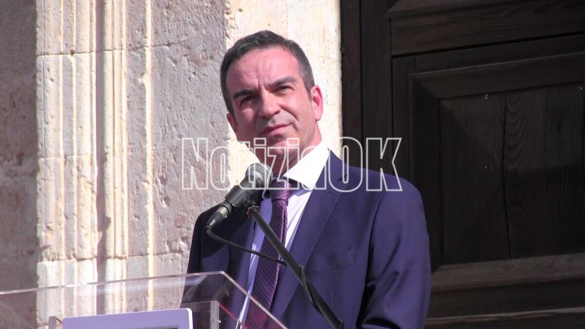 Occhiuto riceve un avviso di garanzia: "Sono indagato, controllatemi tutto, ho chiesto di essere sentito al più presto dai magistrati" - 