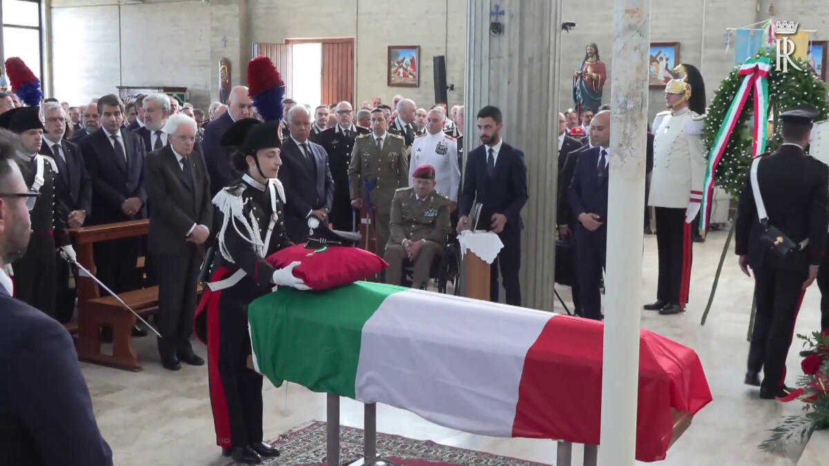 Carabinieri, Mattarella ai funerali del brigadiere capo Legrottaglie -