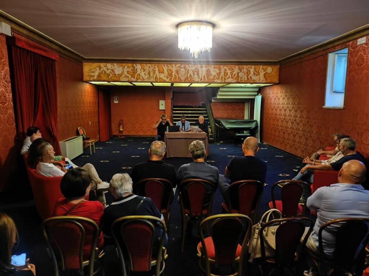 Teatro amatoriale, Catanzaro guida il nuovo comitato FITA unificato con Crotone e Vibo - 