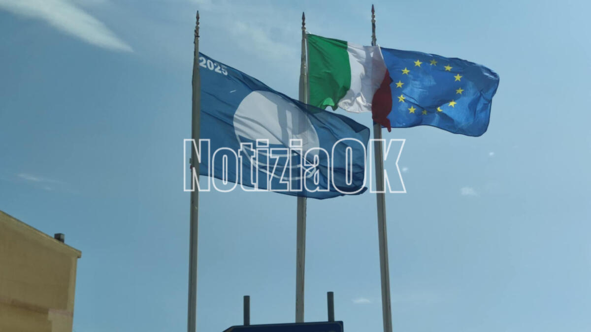 Melissa celebra la Bandiera Blu: musica, istituzioni e orgoglio sul lungomare di Torre Melissa - 