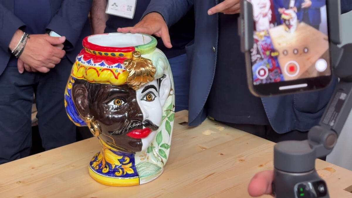 Expo di Osaka, una Testa di Moro unisce la Sicilia e il Giappone -