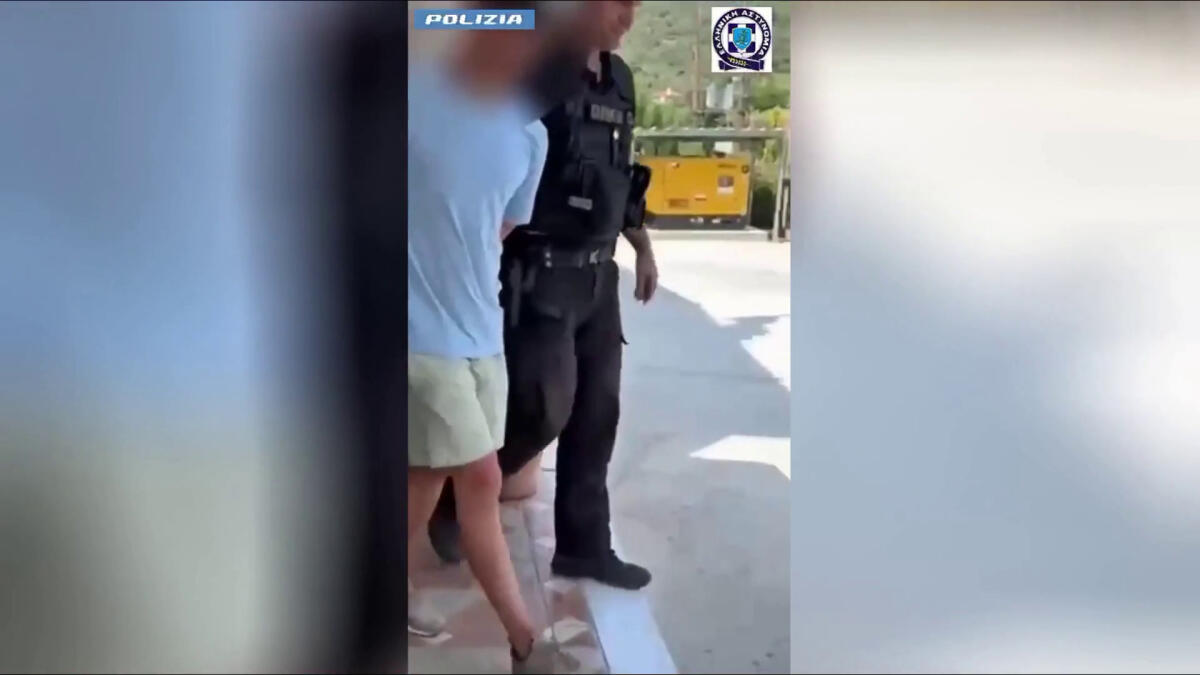 Villa Pamphili, le immagini dell'arresto in Grecia del presunto killer -