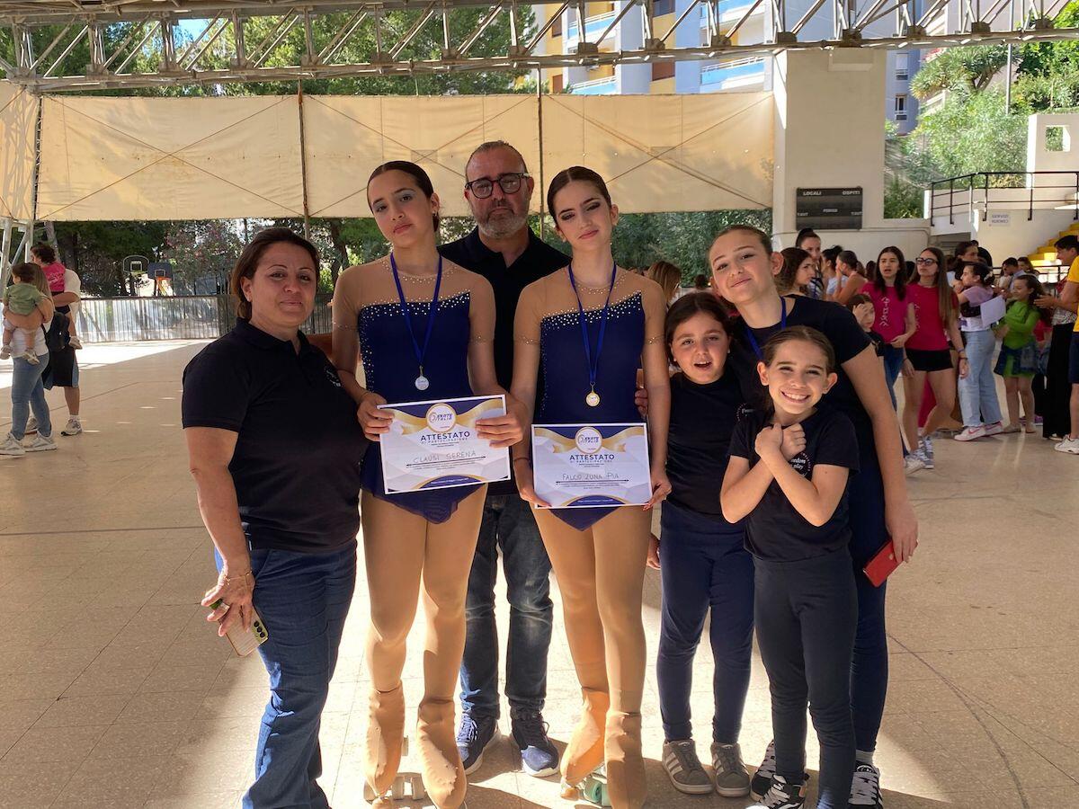 (Foto) Pattinaggio artistico - Pioggia di medaglie per la Freedom to Play di Crotone - 