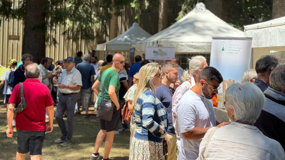 Gran finale di Transumando 2025: due giorni di eventi, escursioni e concerto di Eugenio Bennato - 